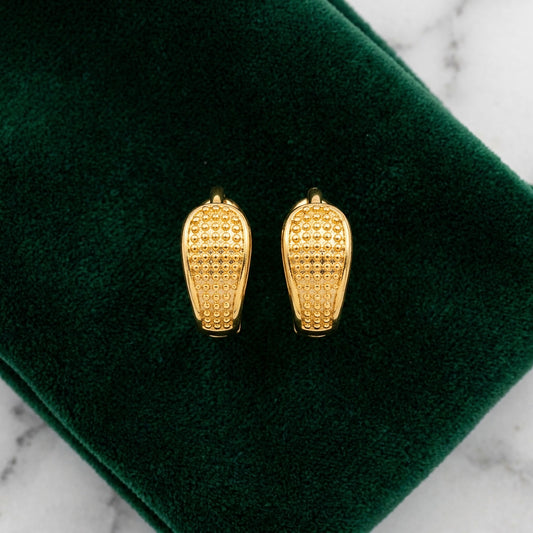 Pave Textured Huggie