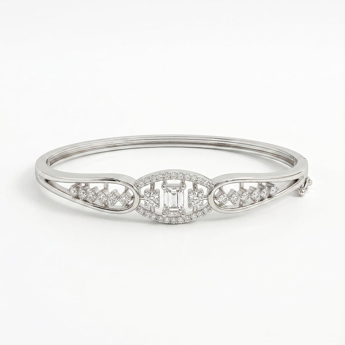 Diamond Kada