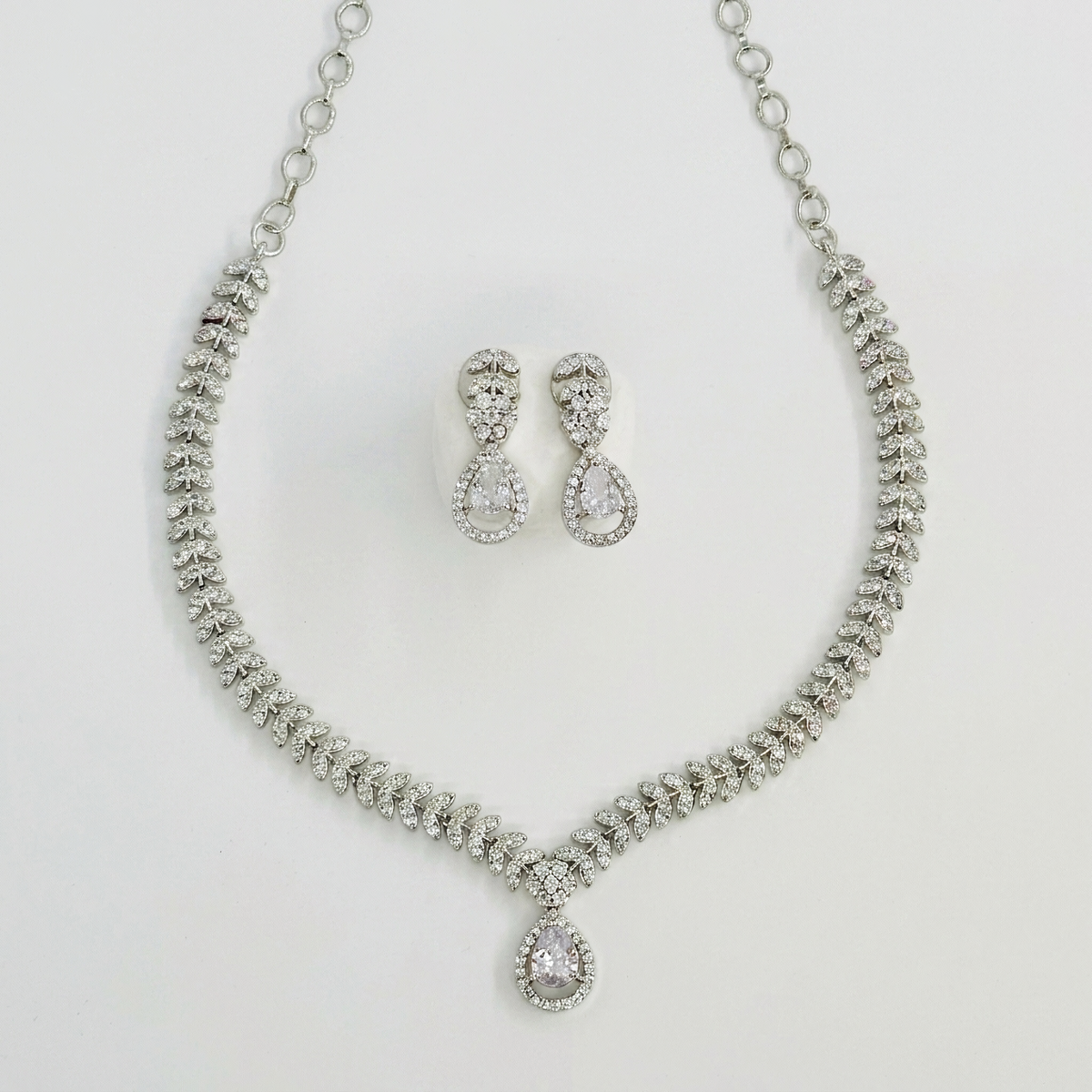 Elegant Necklace
