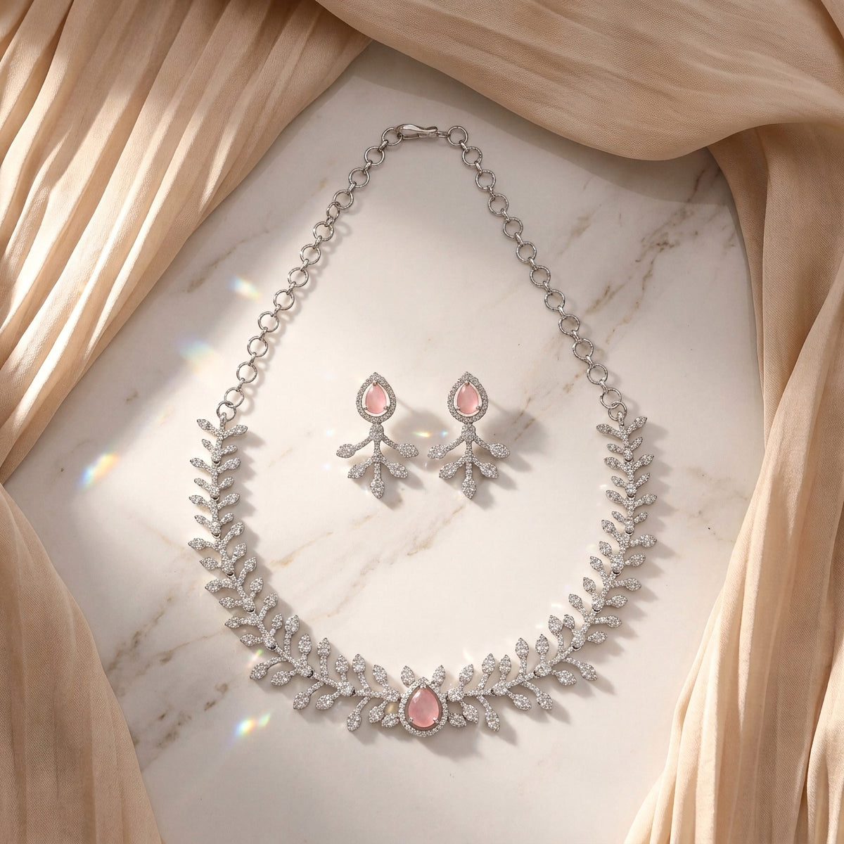 Graceful Necklace