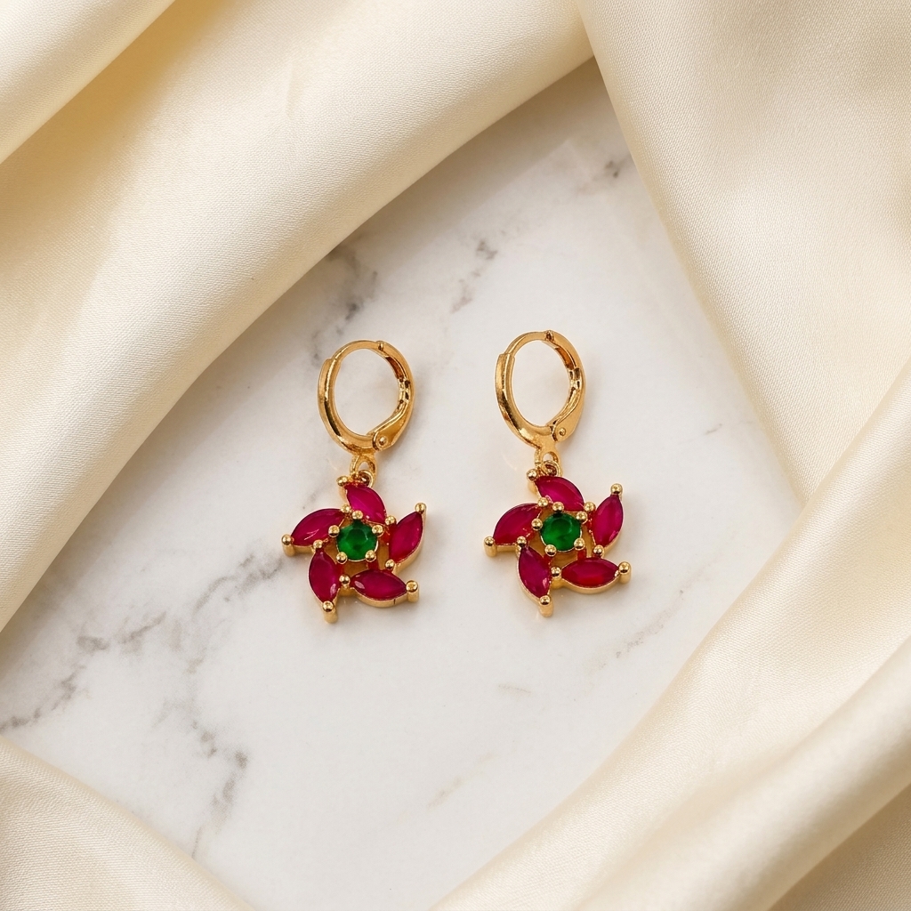 Ruby & Emerald Pinwheel - alternate lighting view