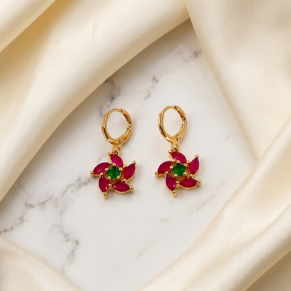 Ruby & Emerald Pinwheel - alternate lighting view
