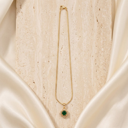 Emerald Pendant - packaging view