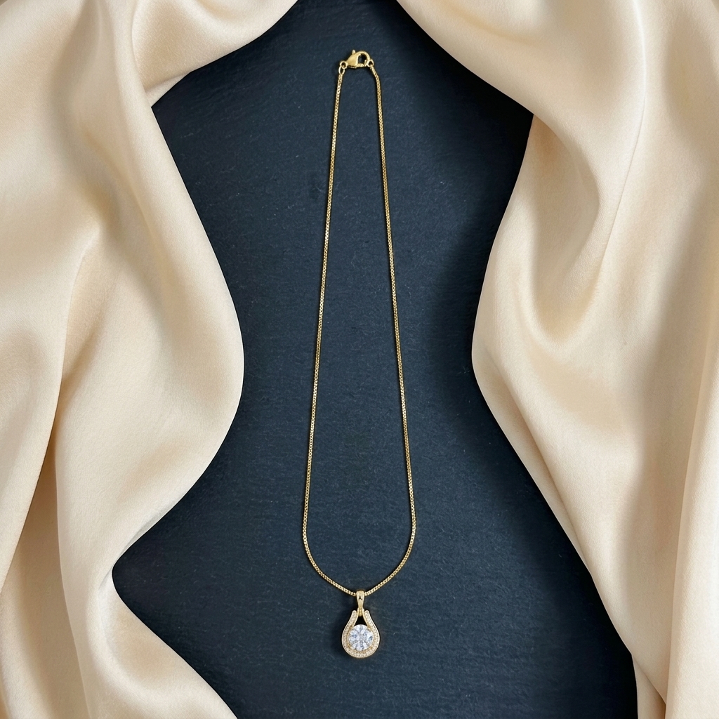 Teardrop Pendant - close-up detail view