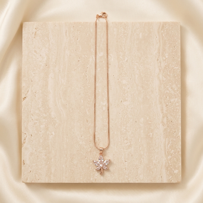Blossom Pendant - packaging view
