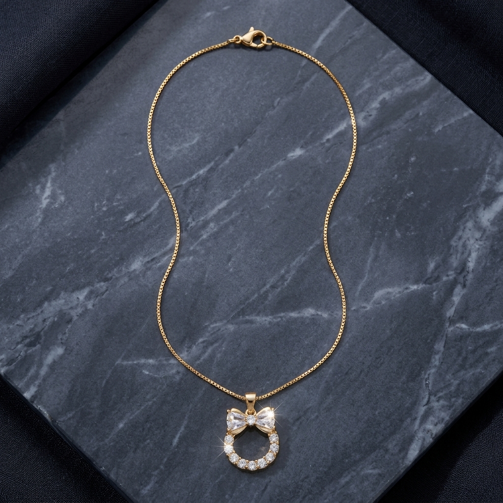 Bow Pendant - packaging view