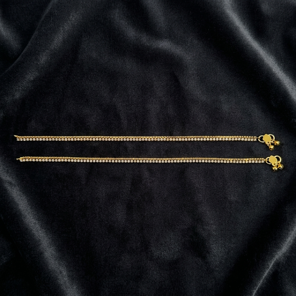 Diamond Payal - front view