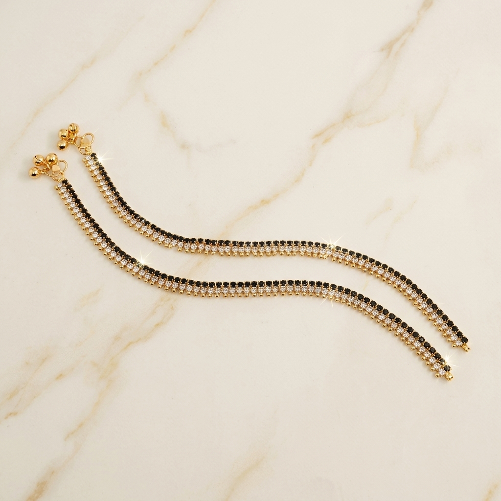 Crystal Payal - close-up detail view