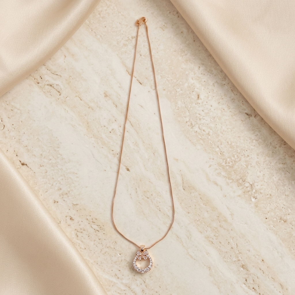 Ribbon Pendant - packaging view