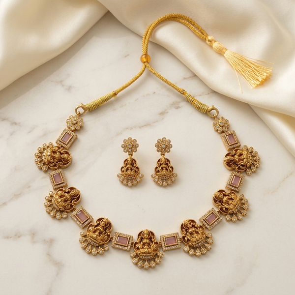 Lakshmi Choker