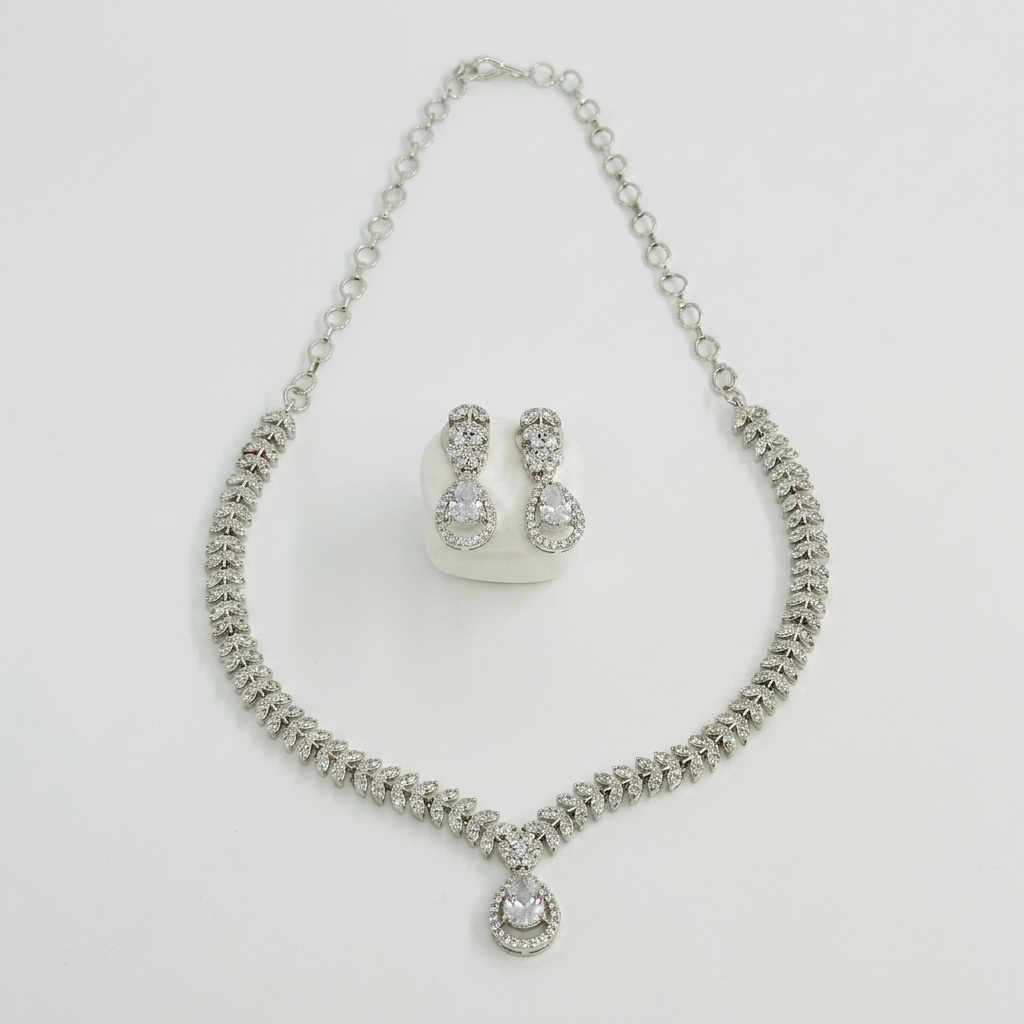 Elegant Necklace