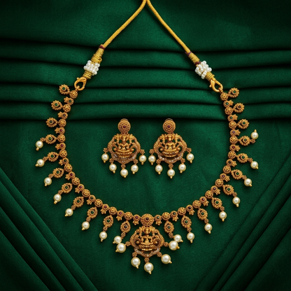 Motif Necklace