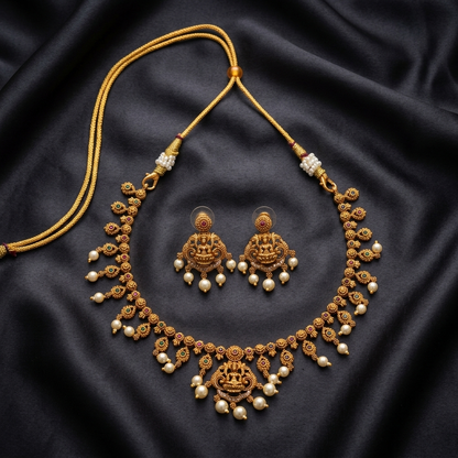 Motif Necklace