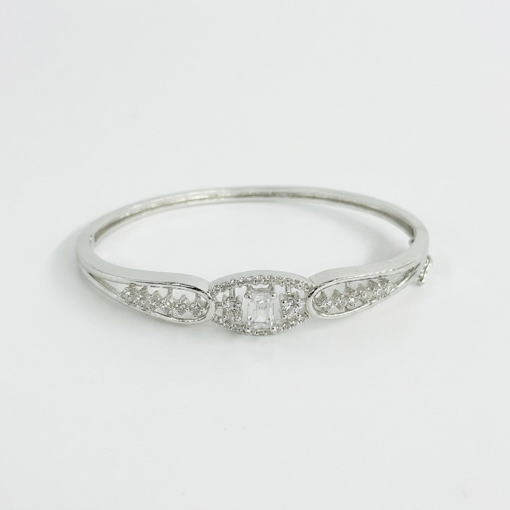 Diamond Kada