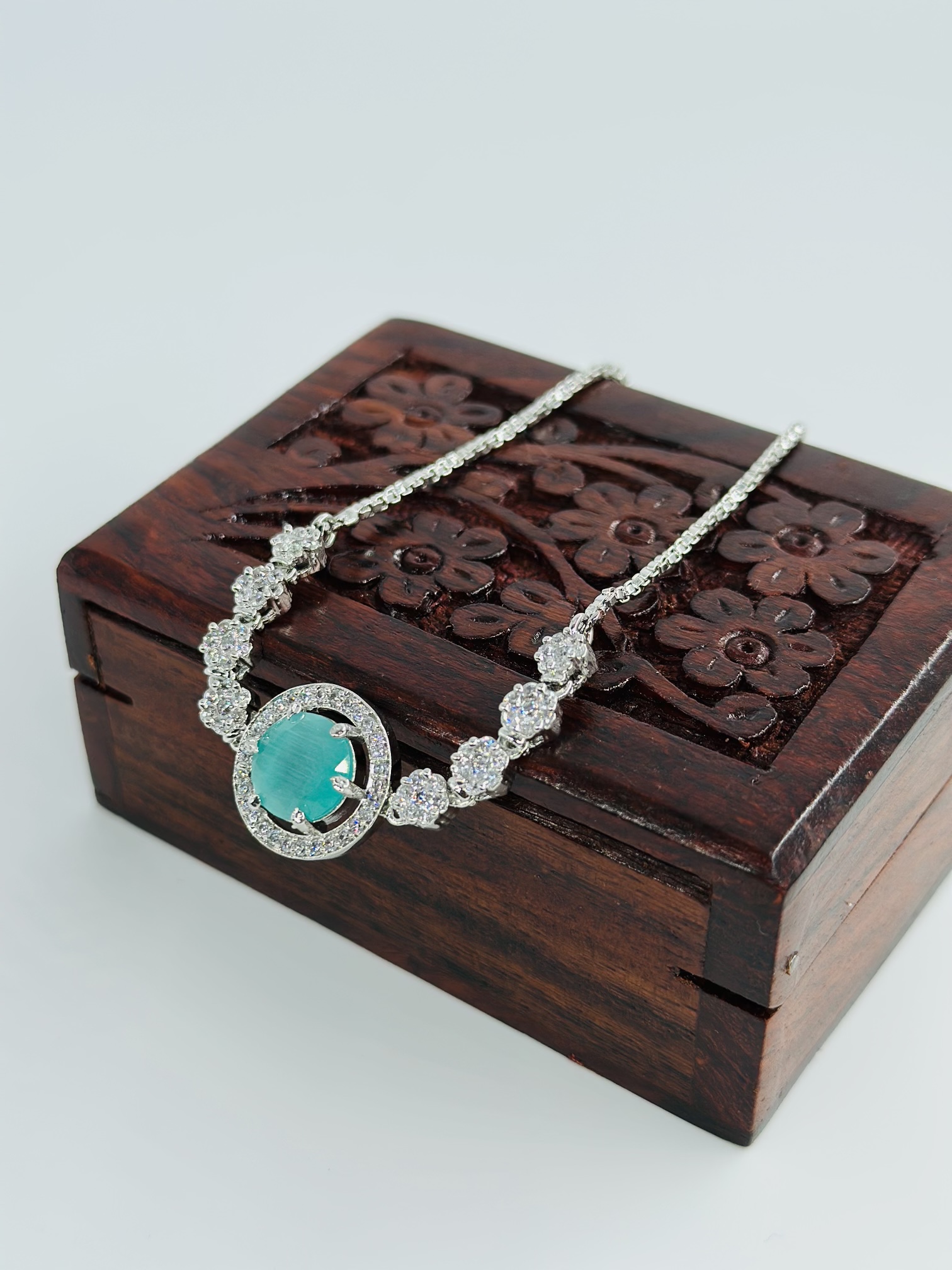 Light Green Stone Oval Bolo Bracelet - Image 4