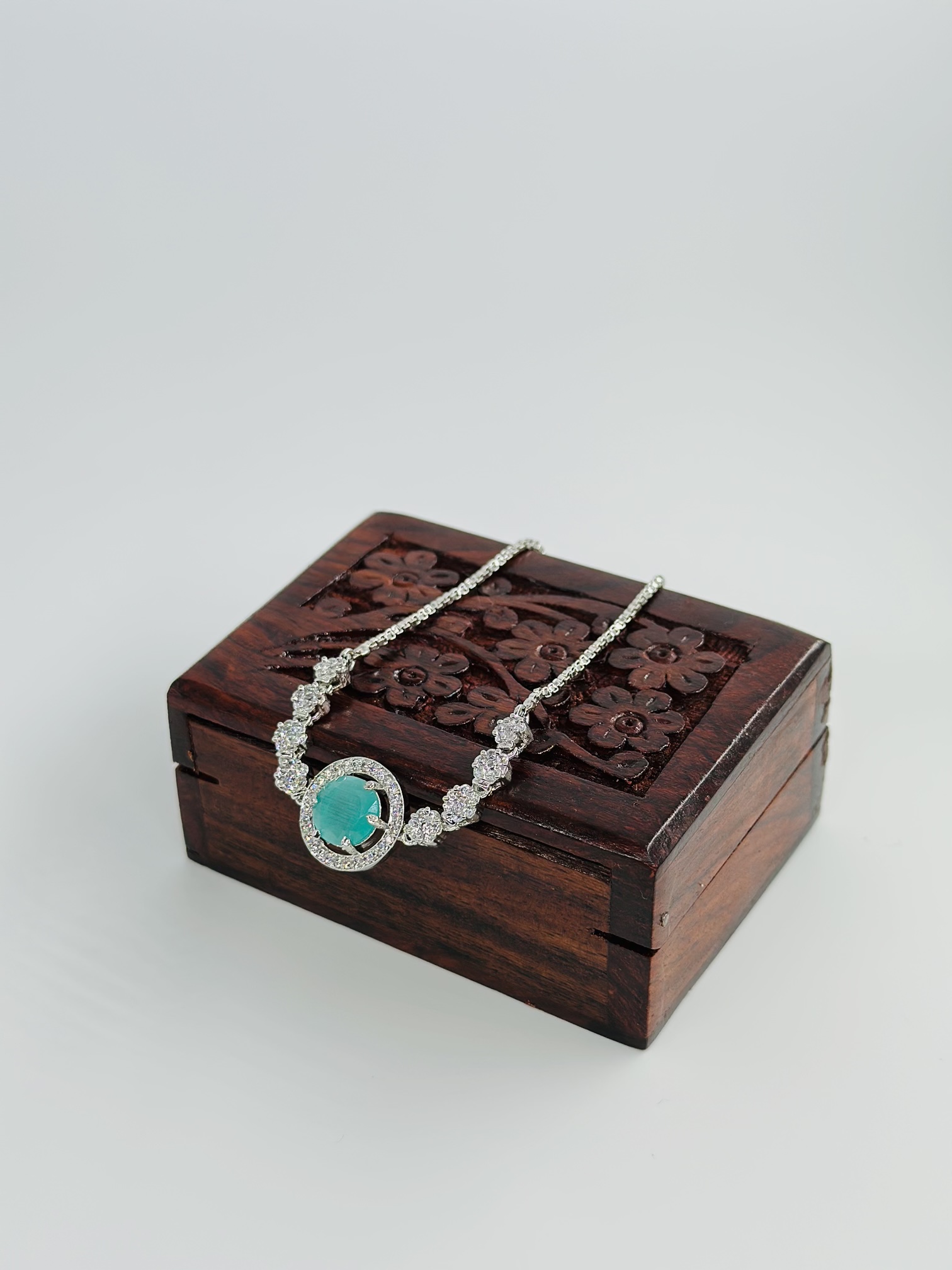 Light Green Stone Oval Bolo Bracelet - Image 3