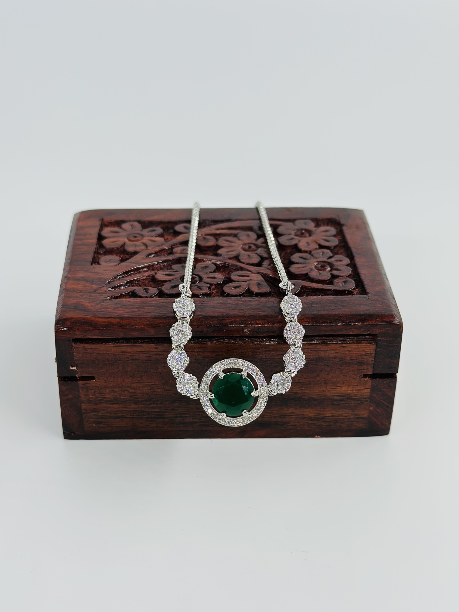 Dark Green Stone Oval Bolo Bracelet - Image 2