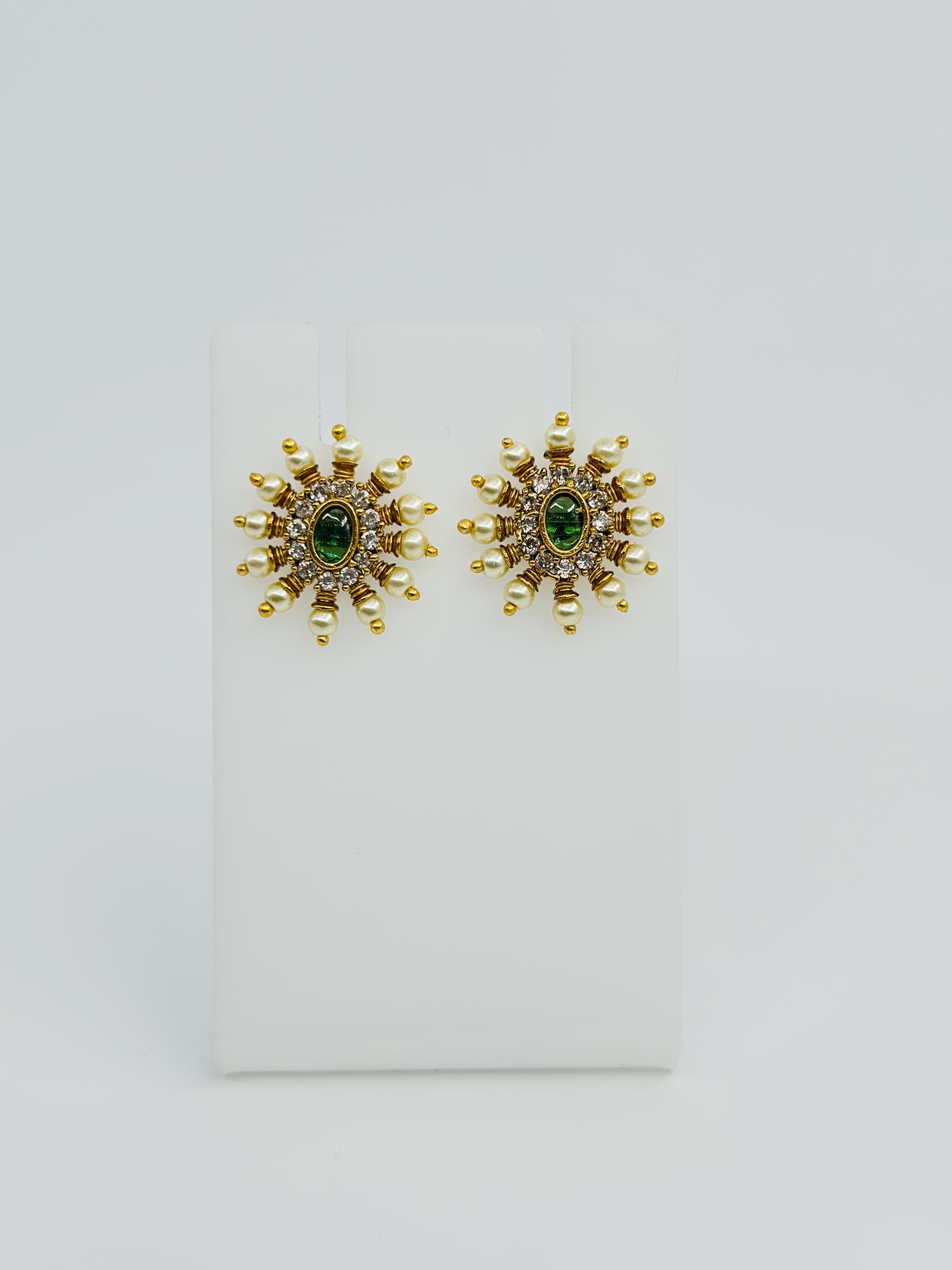 Green & Pearl Gold Tone Stud Earrings - Image 2