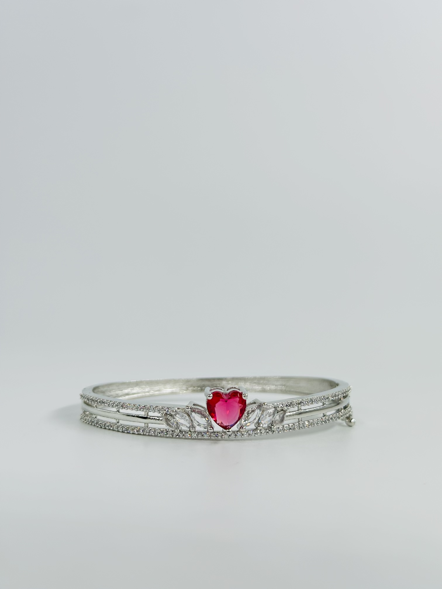 Silver-Tone Heart Motif Kada Bracelet - Image 4