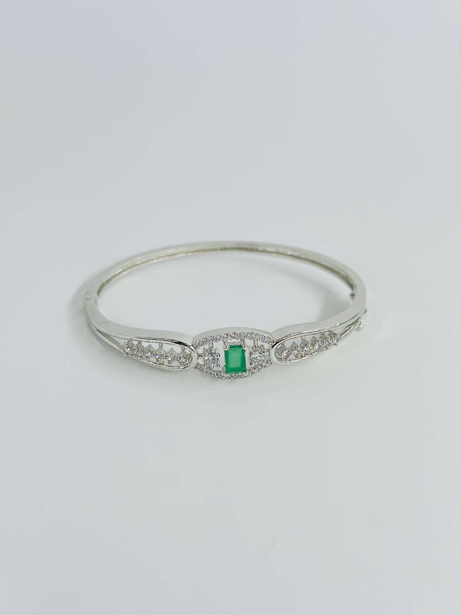 Silver-Tone Emerald-Cut Green Stone Kada - Image 2